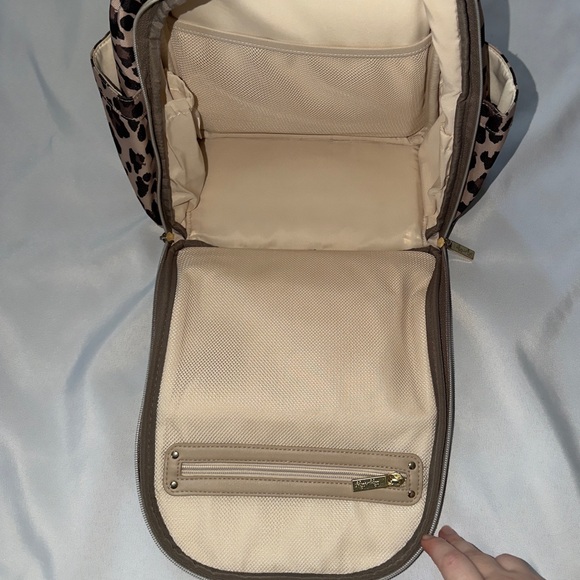 Itzy Ritzy Leopard Bundle - Picture 11 of 16